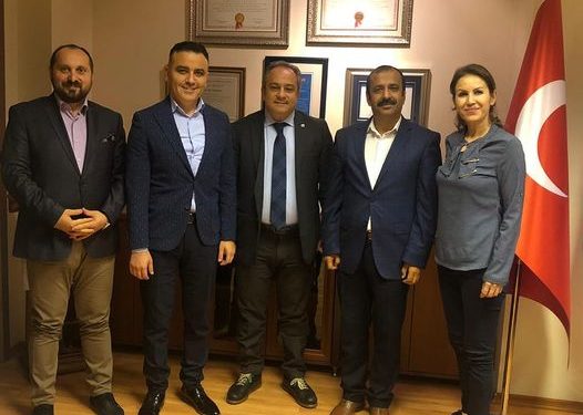 YENİ SENDİKA’DAN Prof. Dr. Mustafa Necmi İlhan’a ziyaret