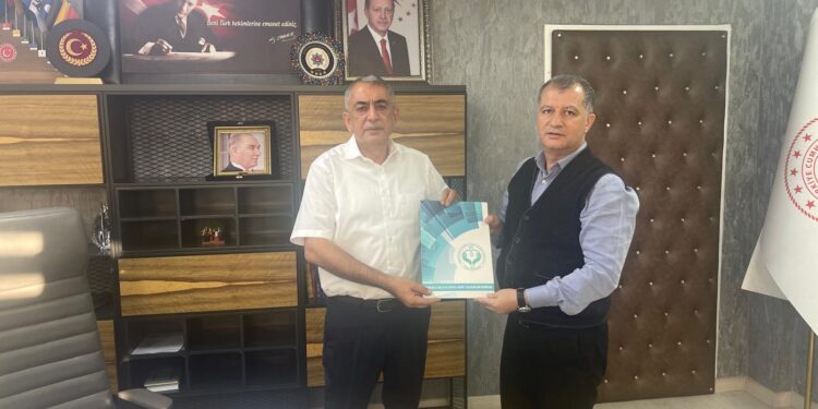 Yeni Sendika Iğdır İl Temsilcisi Mustafa Ürtekin’den İl Sağlık Müdürü’ne Ziyaret