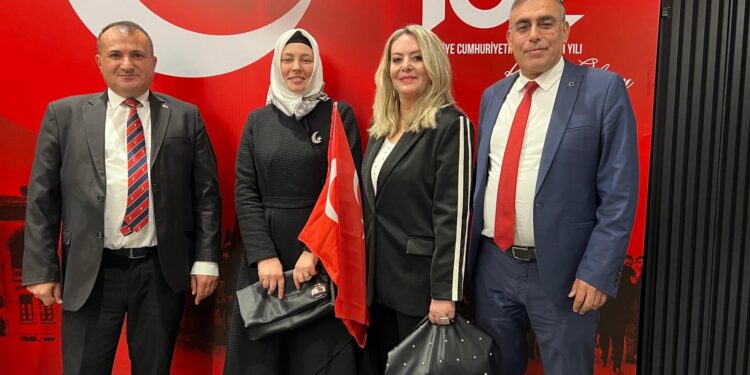 YENİ SENDİKA Eskişehir’de Cumhuriyet Coşkusuna Ortak Oldu