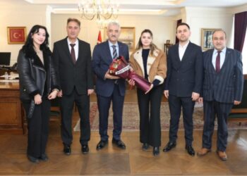 Yeni Sendika’dan Düzce Valisi Mehmet Makas’a Hayırlı Olsun Ziyareti