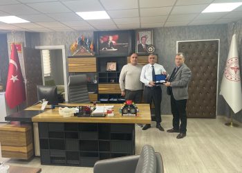 Yeni Sendika Iğdır İl Temsilciliğinden İl Sağlık Müdürüne Ziyaret