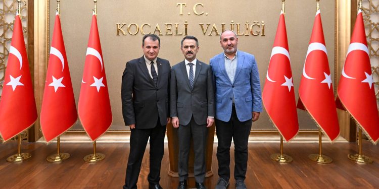 Yeni Sendika’dan Kocaeli Valisi İlhami Aktaş’a Ziyaret